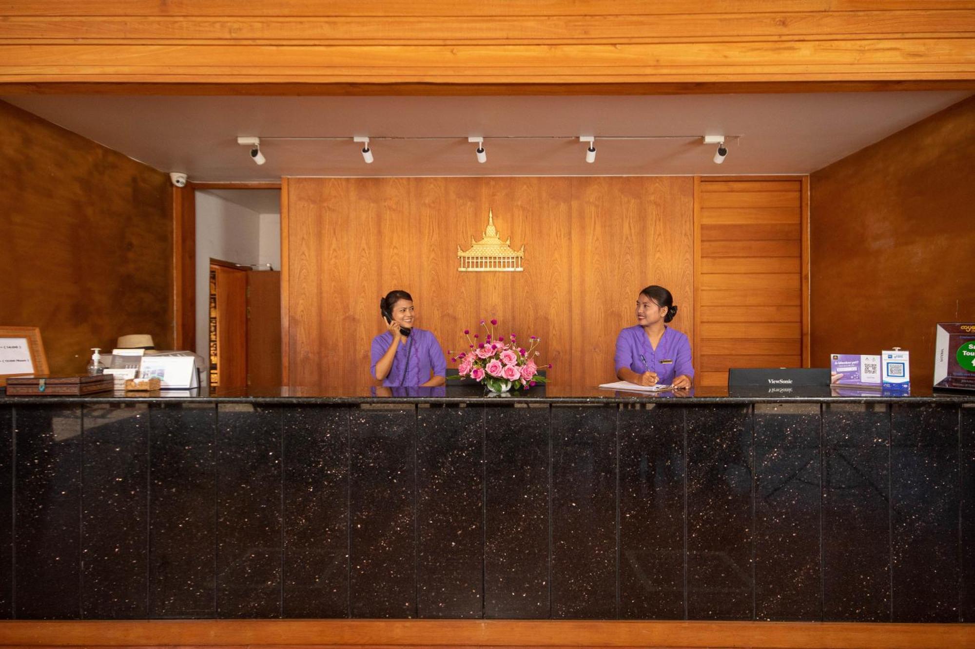 Bagan Thiripyitsaya Sanctuary Resort Zewnętrze zdjęcie